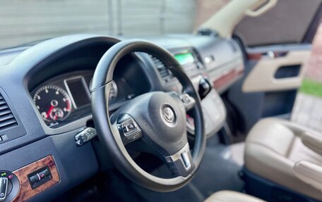 Volkswagen Multivan T5, 2011 год, 2 650 000 рублей, 28 фотография