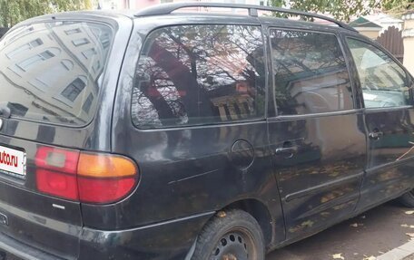 Volkswagen Sharan I рестайлинг, 2000 год, 300 000 рублей, 2 фотография