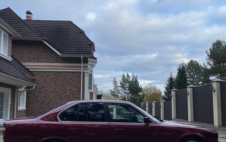 BMW 5 серия, 1992 год, 870 000 рублей, 8 фотография