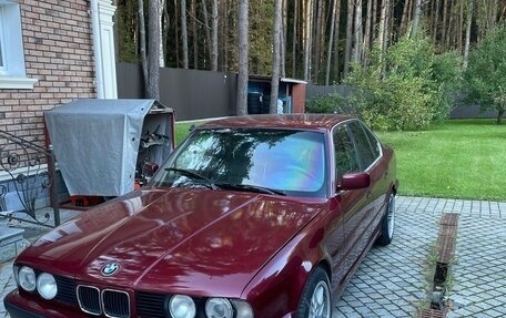 BMW 5 серия, 1992 год, 870 000 рублей, 2 фотография