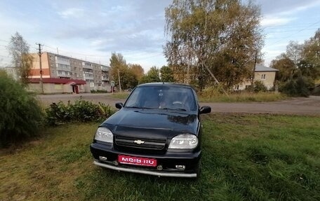 Chevrolet Niva I рестайлинг, 2004 год, 350 000 рублей, 1 фотография