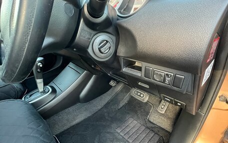 Nissan Tiida, 2010 год, 800 000 рублей, 2 фотография
