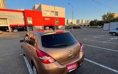 Nissan Tiida, 2010 год, 800 000 рублей, 10 фотография