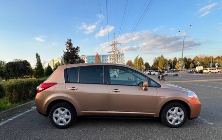 Nissan Tiida, 2010 год, 800 000 рублей, 13 фотография
