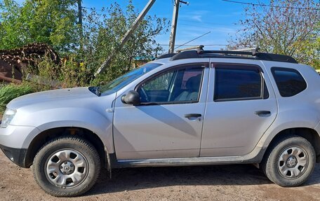 Renault Duster I рестайлинг, 2014 год, 710 000 рублей, 2 фотография