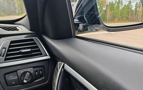 BMW 3 серия, 2019 год, 1 990 000 рублей, 15 фотография