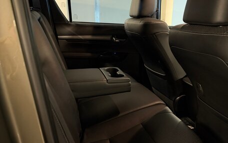 Toyota Hilux VIII, 2020 год, 5 990 000 рублей, 21 фотография