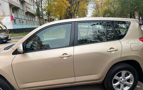 Toyota RAV4, 2011 год, 1 430 000 рублей, 4 фотография