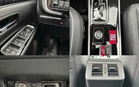 Mitsubishi Outlander III рестайлинг 3, 2022 год, 3 450 000 рублей, 10 фотография