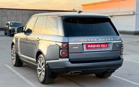 Land Rover Range Rover IV рестайлинг, 2018 год, 11 000 000 рублей, 3 фотография