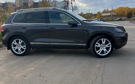 Volkswagen Touareg III, 2011 год, 1 490 000 рублей, 8 фотография