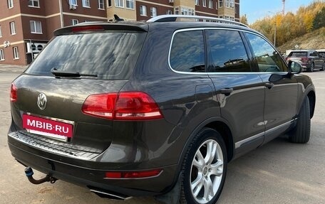Volkswagen Touareg III, 2011 год, 1 490 000 рублей, 6 фотография