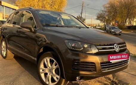 Volkswagen Touareg III, 2011 год, 1 490 000 рублей, 29 фотография