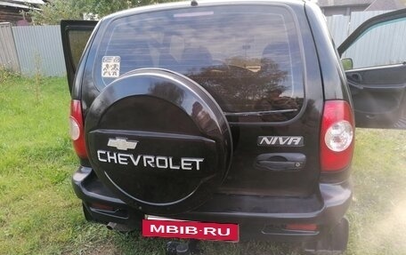 Chevrolet Niva I рестайлинг, 2004 год, 350 000 рублей, 17 фотография