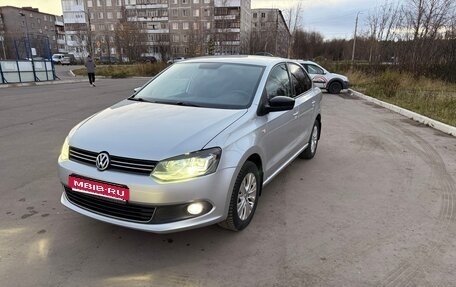 Volkswagen Polo VI (EU Market), 2014 год, 850 000 рублей, 1 фотография