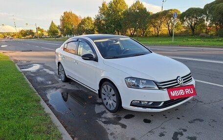 Volkswagen Passat B7, 2013 год, 1 093 000 рублей, 2 фотография