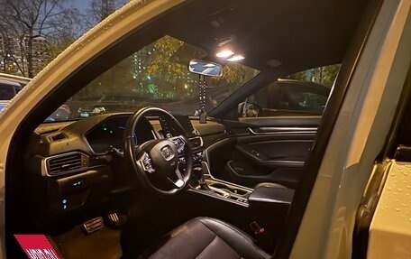 Honda Accord IX рестайлинг, 2018 год, 1 750 000 рублей, 7 фотография