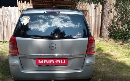 Opel Zafira B, 2010 год, 750 000 рублей, 15 фотография