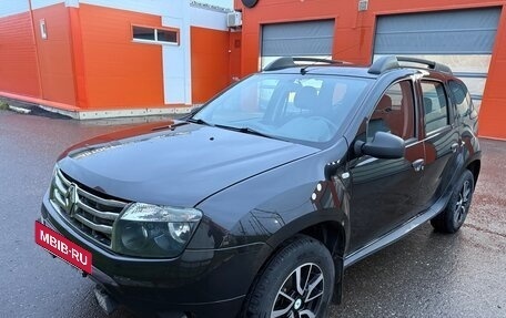 Renault Duster I рестайлинг, 2014 год, 950 000 рублей, 2 фотография