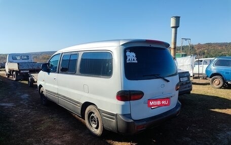 Hyundai Starex I рестайлинг, 2004 год, 640 000 рублей, 10 фотография