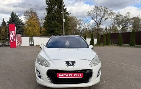 Peugeot 308 II, 2011 год, 780 000 рублей, 2 фотография