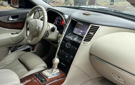 Infiniti FX II, 2011 год, 1 800 000 рублей, 11 фотография