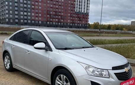 Chevrolet Cruze II, 2013 год, 1 100 000 рублей, 2 фотография