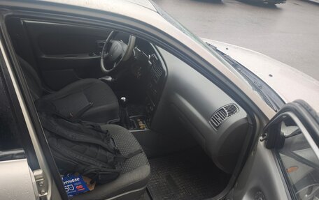 KIA Shuma II, 2003 год, 260 000 рублей, 11 фотография