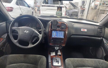 Hyundai Sonata IV рестайлинг, 2001 год, 300 000 рублей, 15 фотография