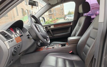 Volkswagen Touareg III, 2008 год, 1 270 000 рублей, 8 фотография