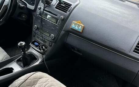 Toyota Avensis III рестайлинг, 2009 год, 1 250 000 рублей, 12 фотография