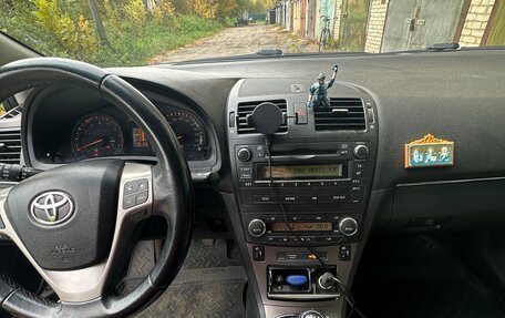 Toyota Avensis III рестайлинг, 2009 год, 1 250 000 рублей, 18 фотография