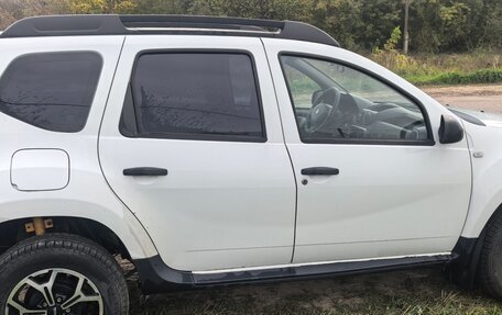 Renault Duster I рестайлинг, 2014 год, 672 000 рублей, 3 фотография