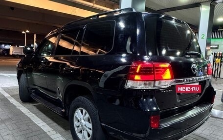 Toyota Land Cruiser 200, 2010 год, 3 300 000 рублей, 3 фотография