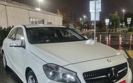 Mercedes-Benz A-Класс, 2014 год, 1 200 000 рублей, 1 фотография