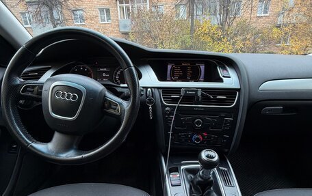 Audi A4, 2010 год, 1 420 000 рублей, 9 фотография