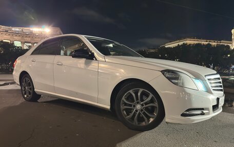 Mercedes-Benz E-Класс, 2012 год, 1 350 000 рублей, 2 фотография