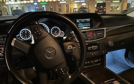 Mercedes-Benz E-Класс, 2012 год, 1 350 000 рублей, 15 фотография