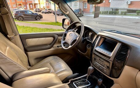 Toyota Land Cruiser 100 рестайлинг 2, 2003 год, 1 750 000 рублей, 11 фотография