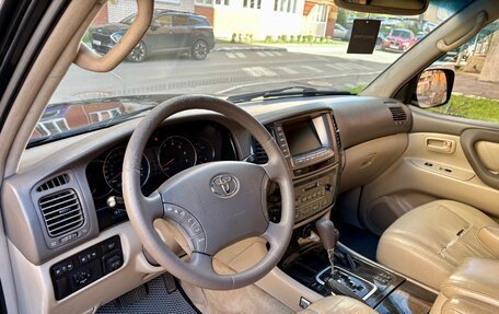Toyota Land Cruiser 100 рестайлинг 2, 2003 год, 1 750 000 рублей, 9 фотография
