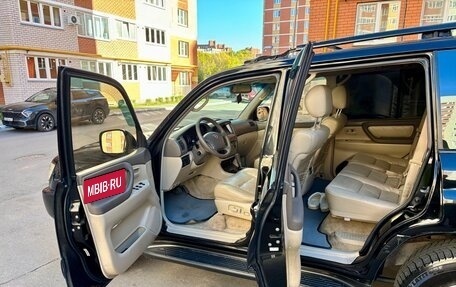 Toyota Land Cruiser 100 рестайлинг 2, 2003 год, 1 750 000 рублей, 10 фотография