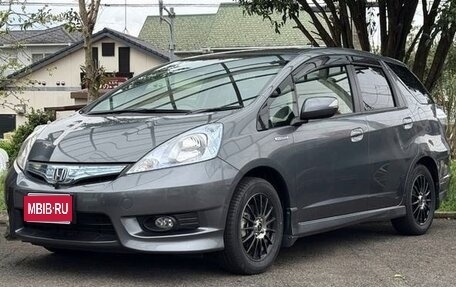 Honda Fit Shuttle I рестайлинг, 2014 год, 690 000 рублей, 1 фотография