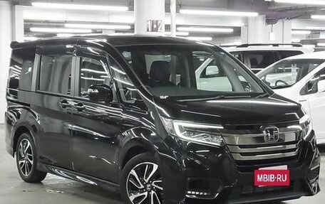 Honda Stepwgn IV, 2022 год, 1 980 000 рублей, 1 фотография