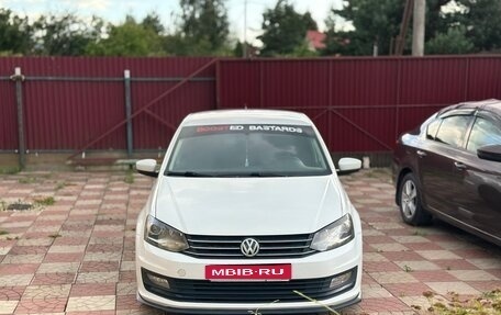 Volkswagen Polo VI (EU Market), 2017 год, 1 200 000 рублей, 1 фотография