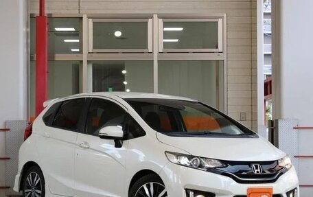 Honda Fit III, 2016 год, 750 005 рублей, 2 фотография