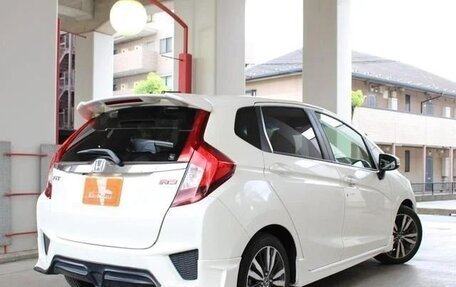 Honda Fit III, 2016 год, 750 005 рублей, 3 фотография