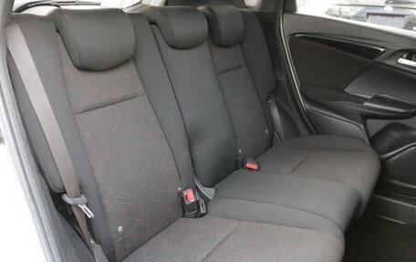 Honda Fit III, 2016 год, 750 005 рублей, 7 фотография