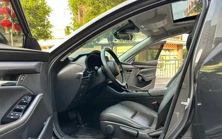 Mazda 3, 2023 год, 1 350 000 рублей, 7 фотография