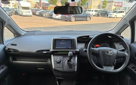 Toyota Wish II, 2017 год, 1 470 004 рублей, 7 фотография