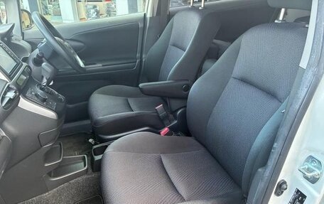 Toyota Wish II, 2017 год, 1 470 004 рублей, 11 фотография